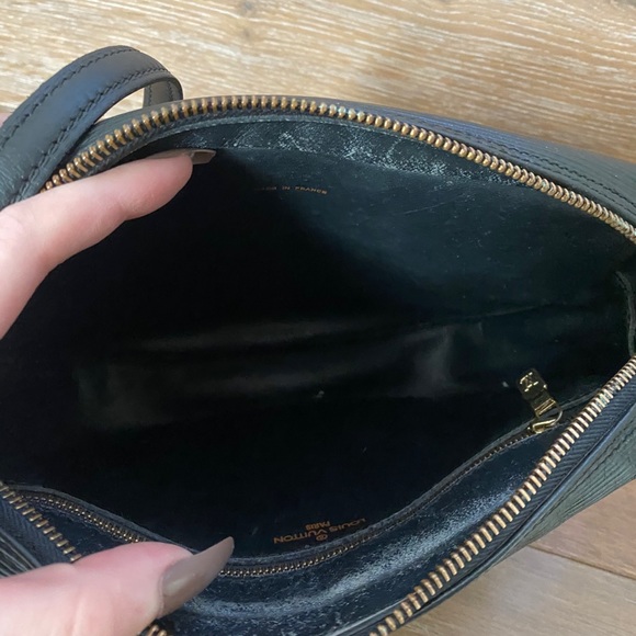 Authentic Louis Vuitton crossbody ❌SOLD❌ - Picture 15 of 16